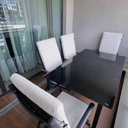 Charming Family In Silver Mountain פויאנה ברשוב